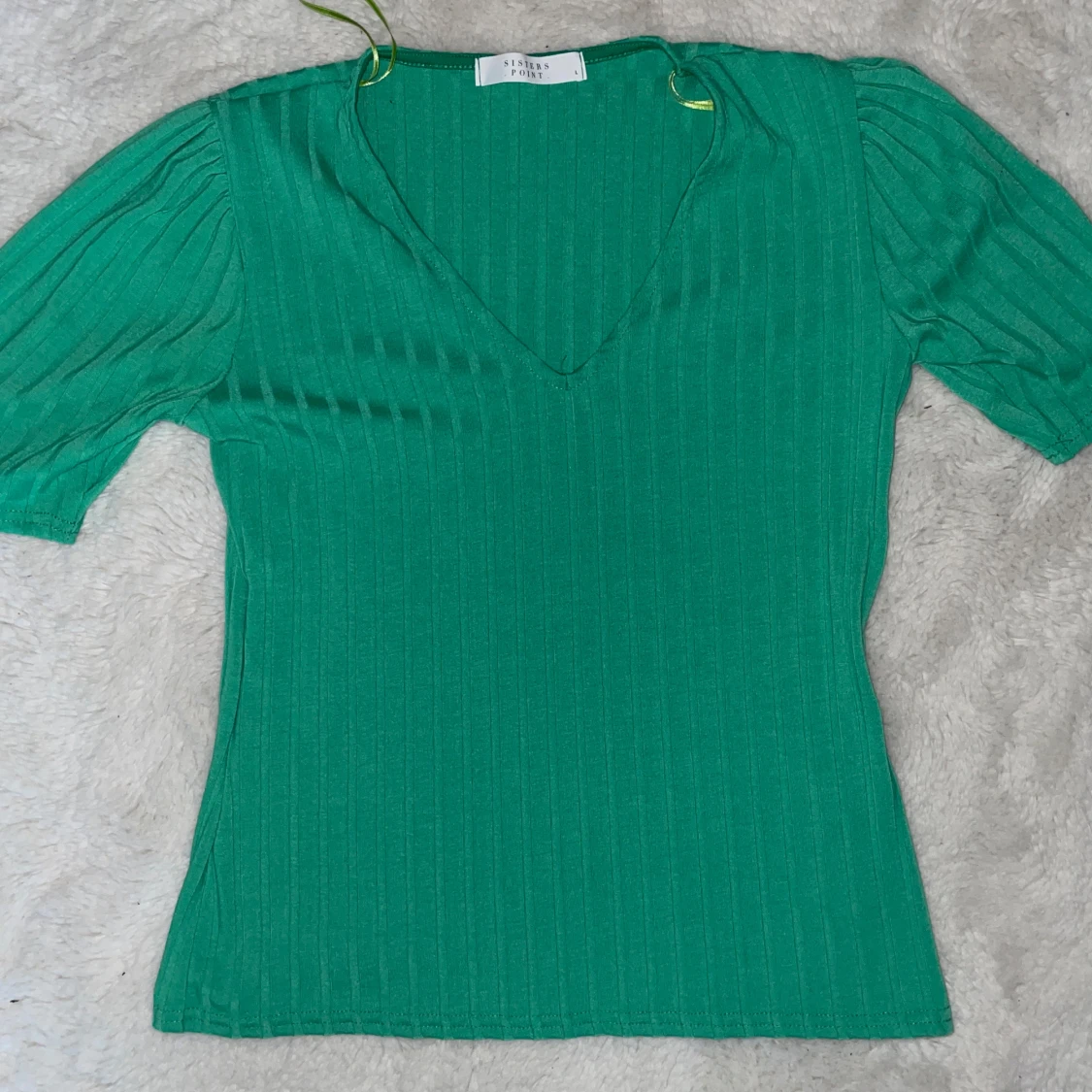 Grön ribbad topp från Sisters Point - 1