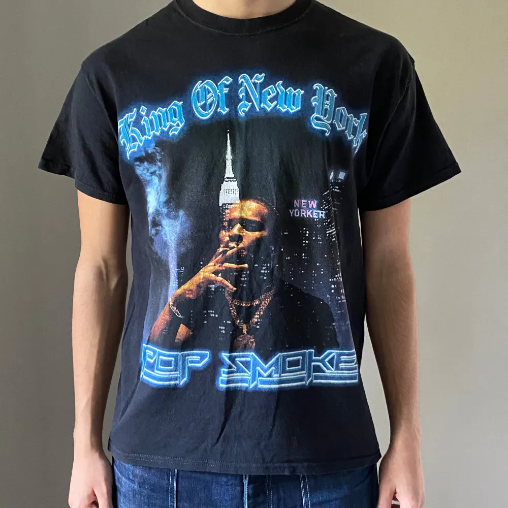 Pop Smoke T-Shirt ”King of New York” Från Pop Smokes Merch.  Skick 8/10. T-paidat.