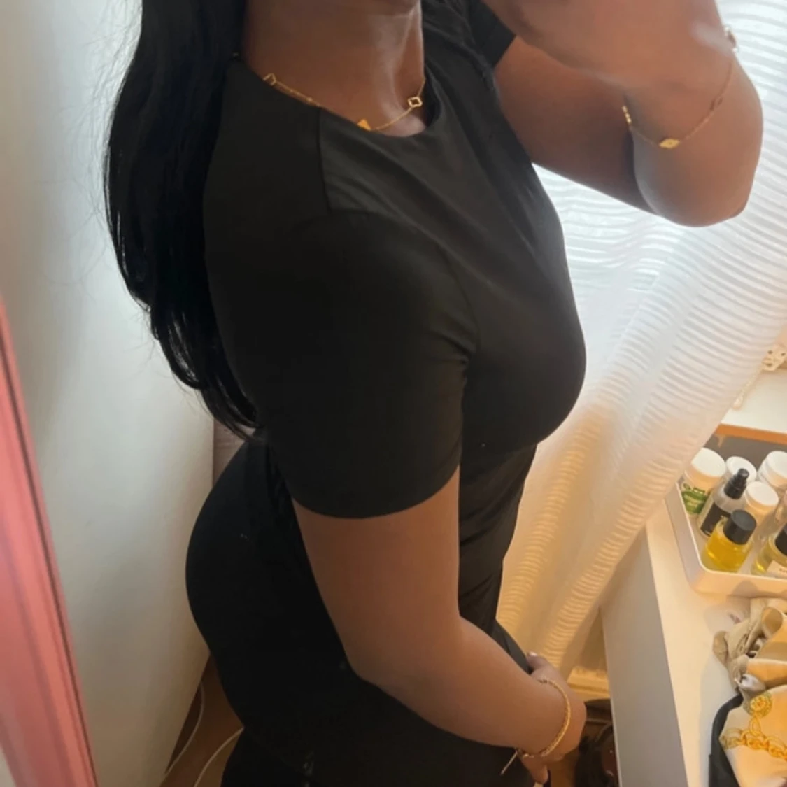 Svart kortärmad topp - 2