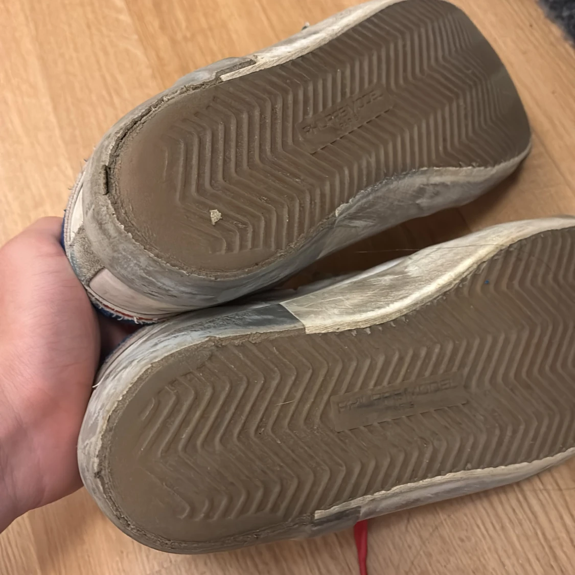 Vita sneakers från Philippe Model - 4