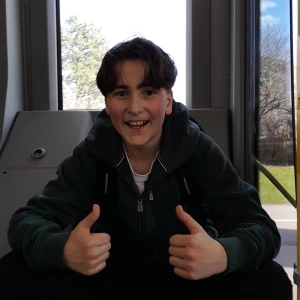 Amos. - Säljes son, snabb smidig springer från snuten.