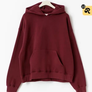 Vinröd hoodie med huva  - Säljer denna hoodie från Gina då den inte längre kommer till användning 