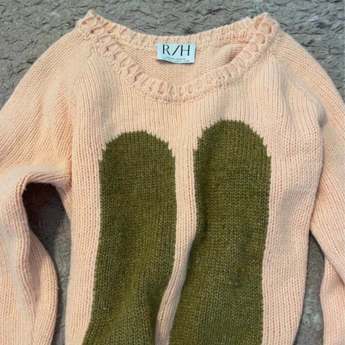 Stickad tröja från R/H - 2