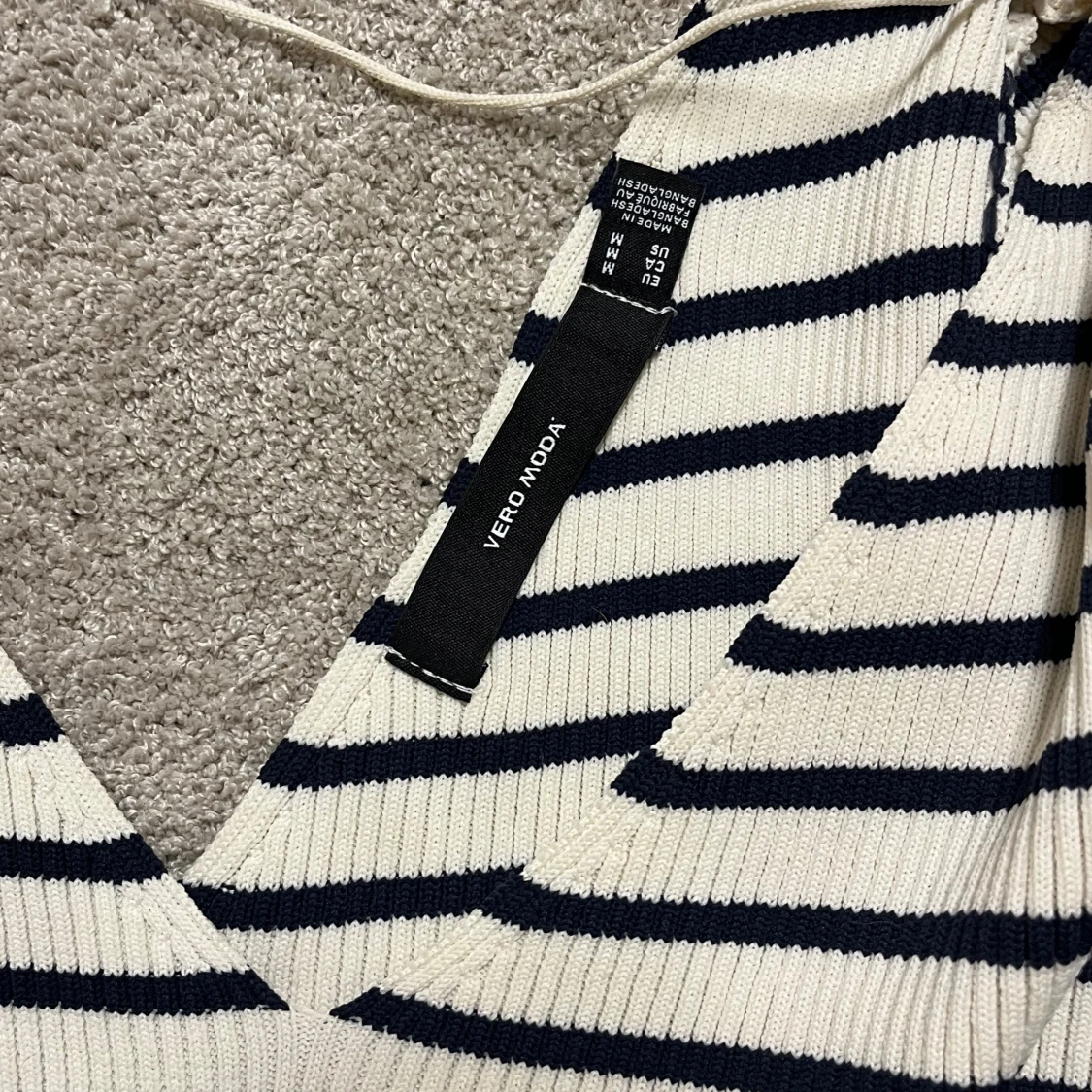 Randig ribbad topp från Vero Moda - 1