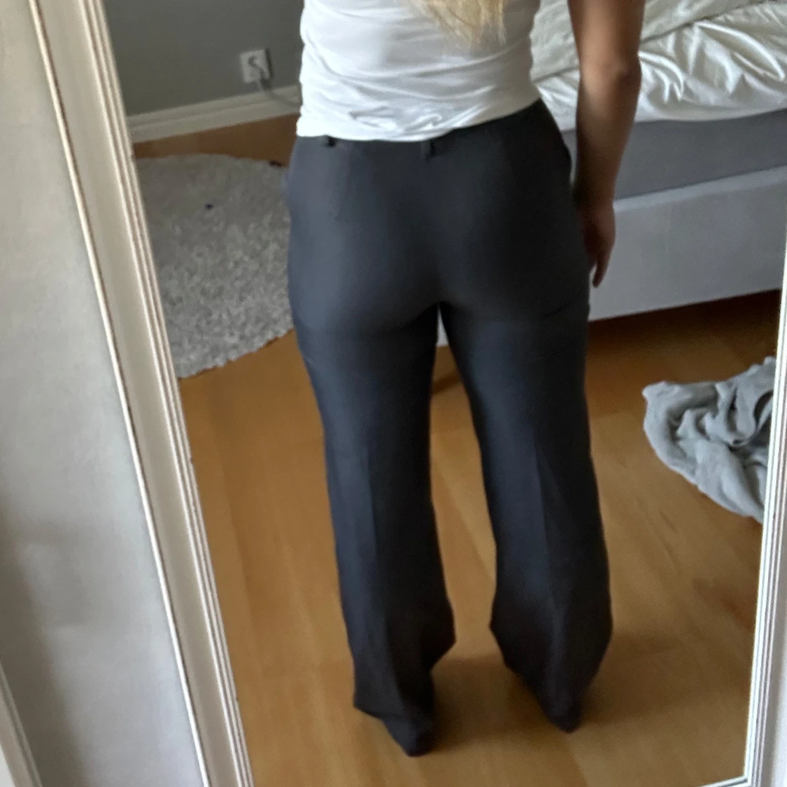 Mörkgrå kostymbyxor  - 2