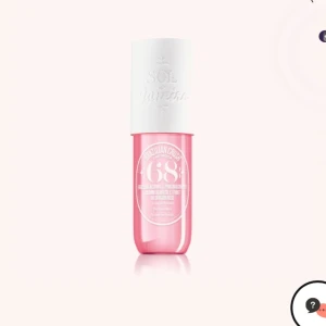 Sol de Janeiro Brazilian Crush 68 - Fräsch och söt body mist från Sol de Janeiro, Brazilian Crush 68. 90% kvar av produkten! Säljer då lukten inte passar mig🩷