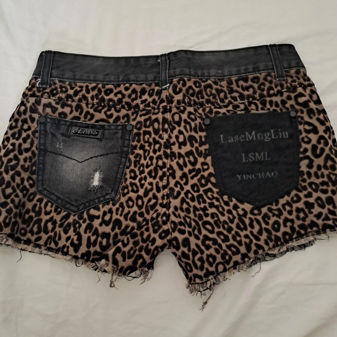 Leopard low waist jeansshorts  - 1