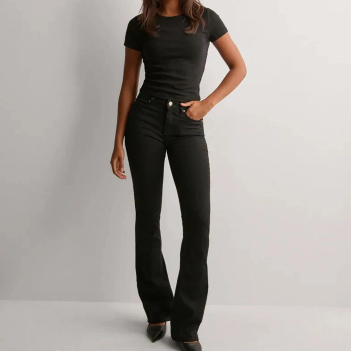 Svarta bootcut jeans från vero moda - 3