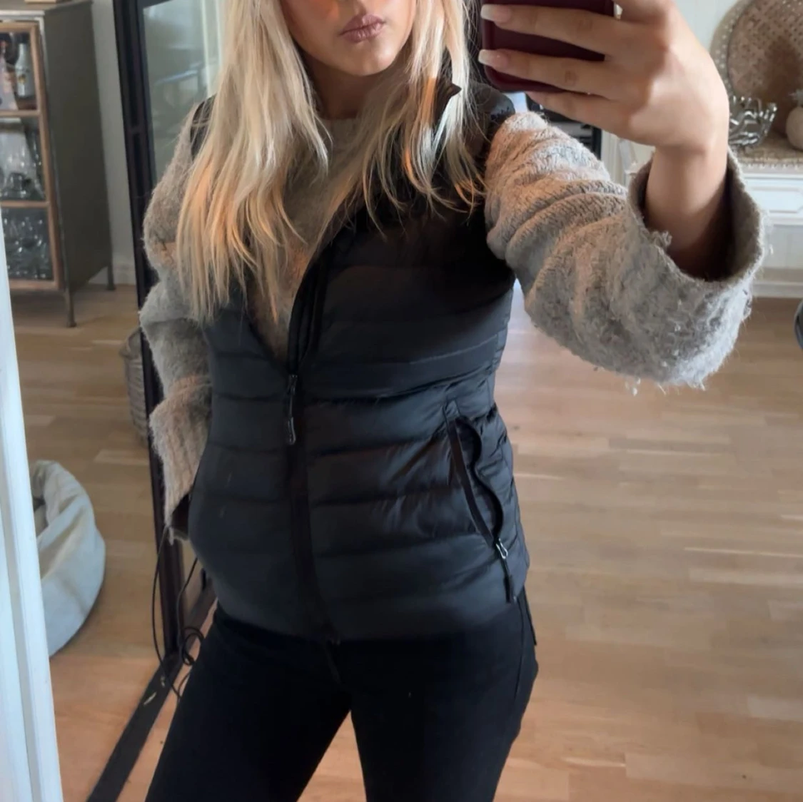 Svart dunväst med dragkedja - 3