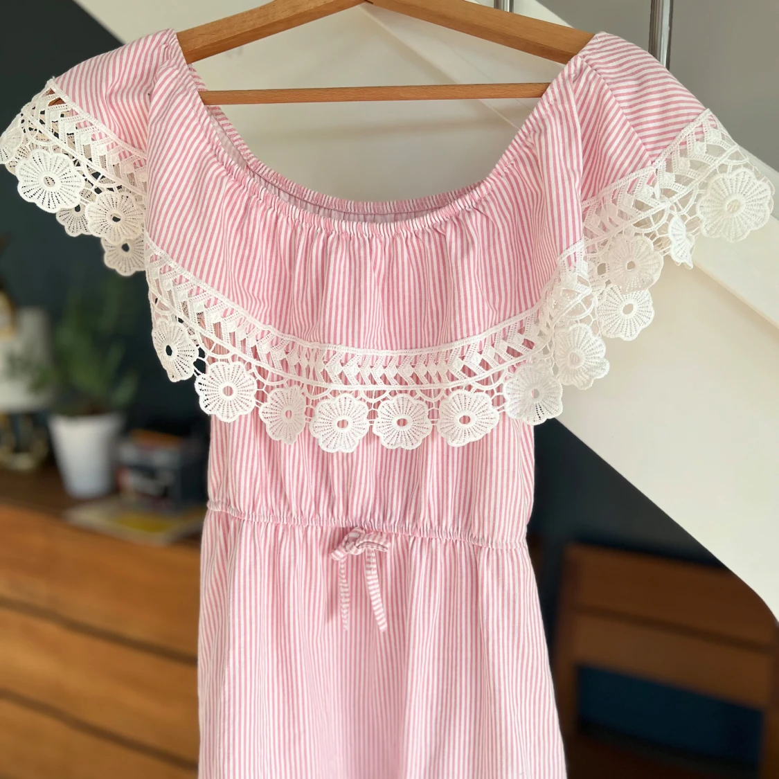 Rosa och vit randig kortklänning xxs - 1