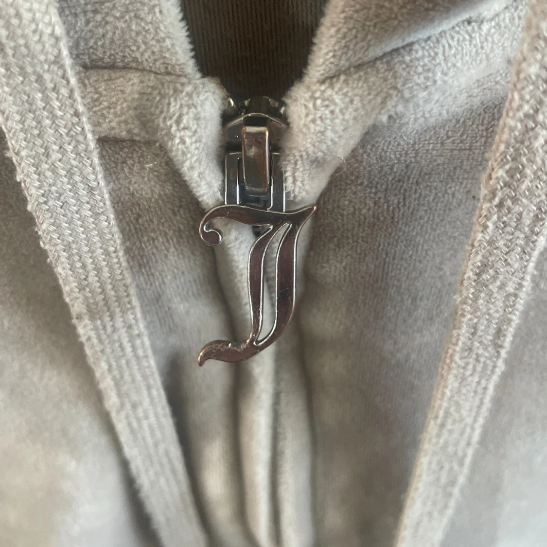 Beige velour hoodie Juicy Couture - 3