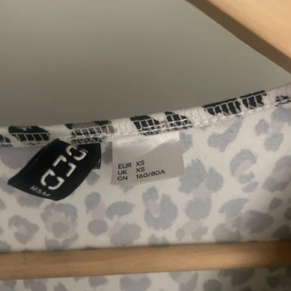 Leopardmönstrad klänning - 2