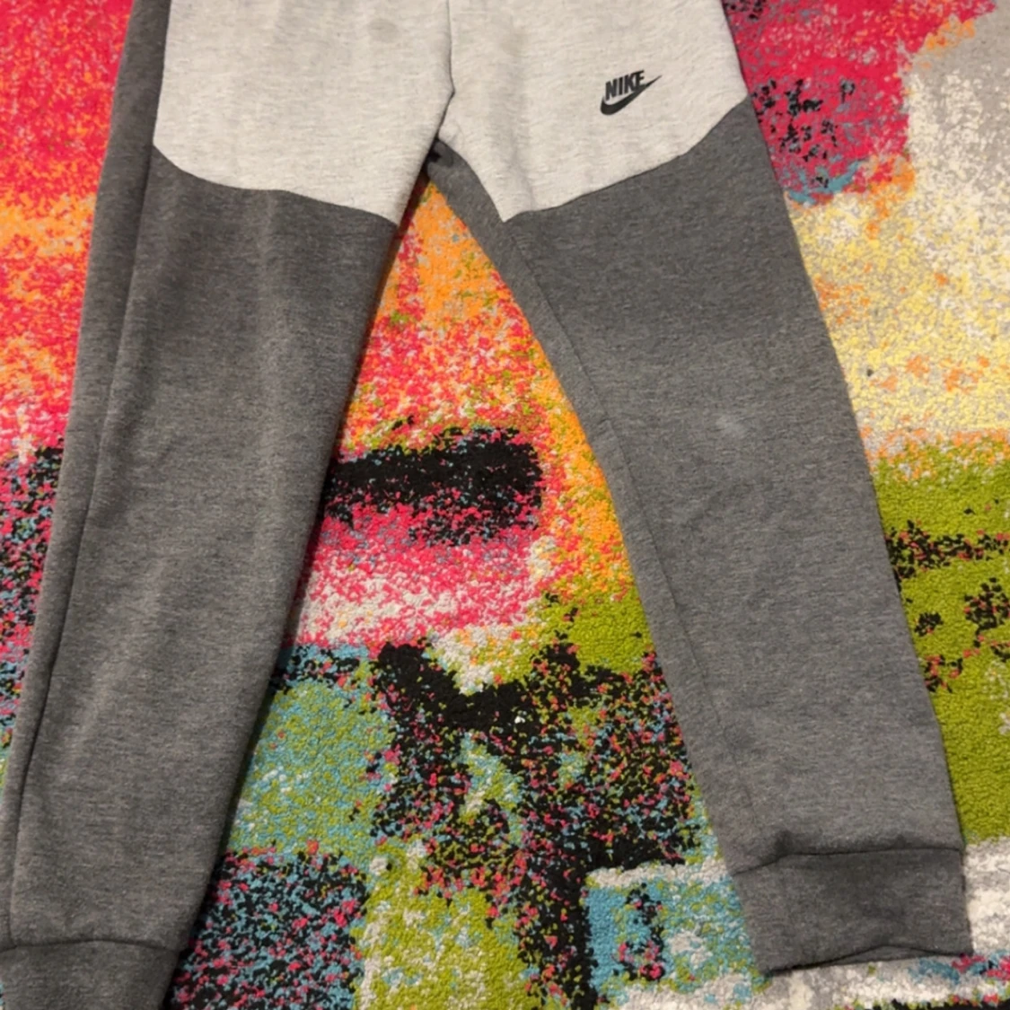 Nike grå tracksuit med logga - 1