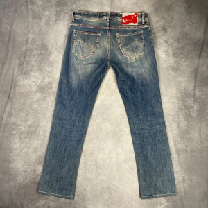 Jacob Cohen jeans  - Skick: 8/10 | Tillbehör: Bara jeansen | Nypris: +- 7000 SEK 