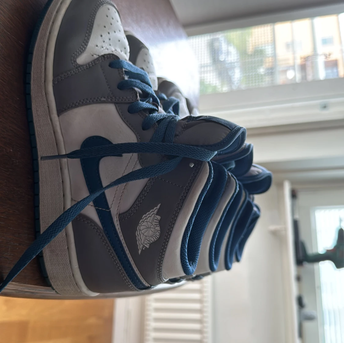 Nike Air Jordan 1 grå/blå sneakers - 2