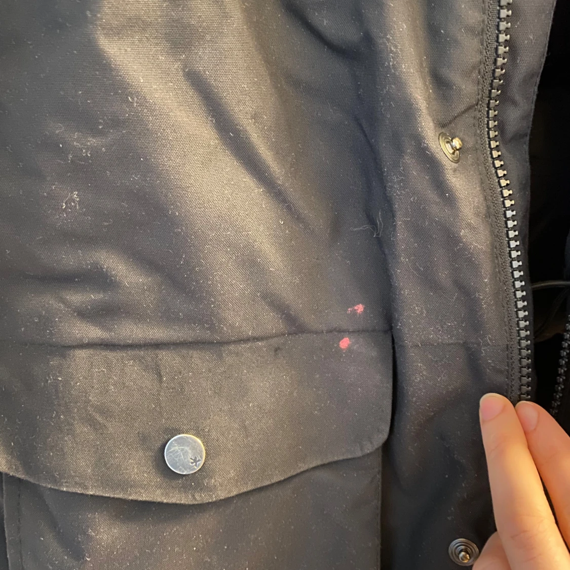 Svart dunjacka från Everest med huva - 1