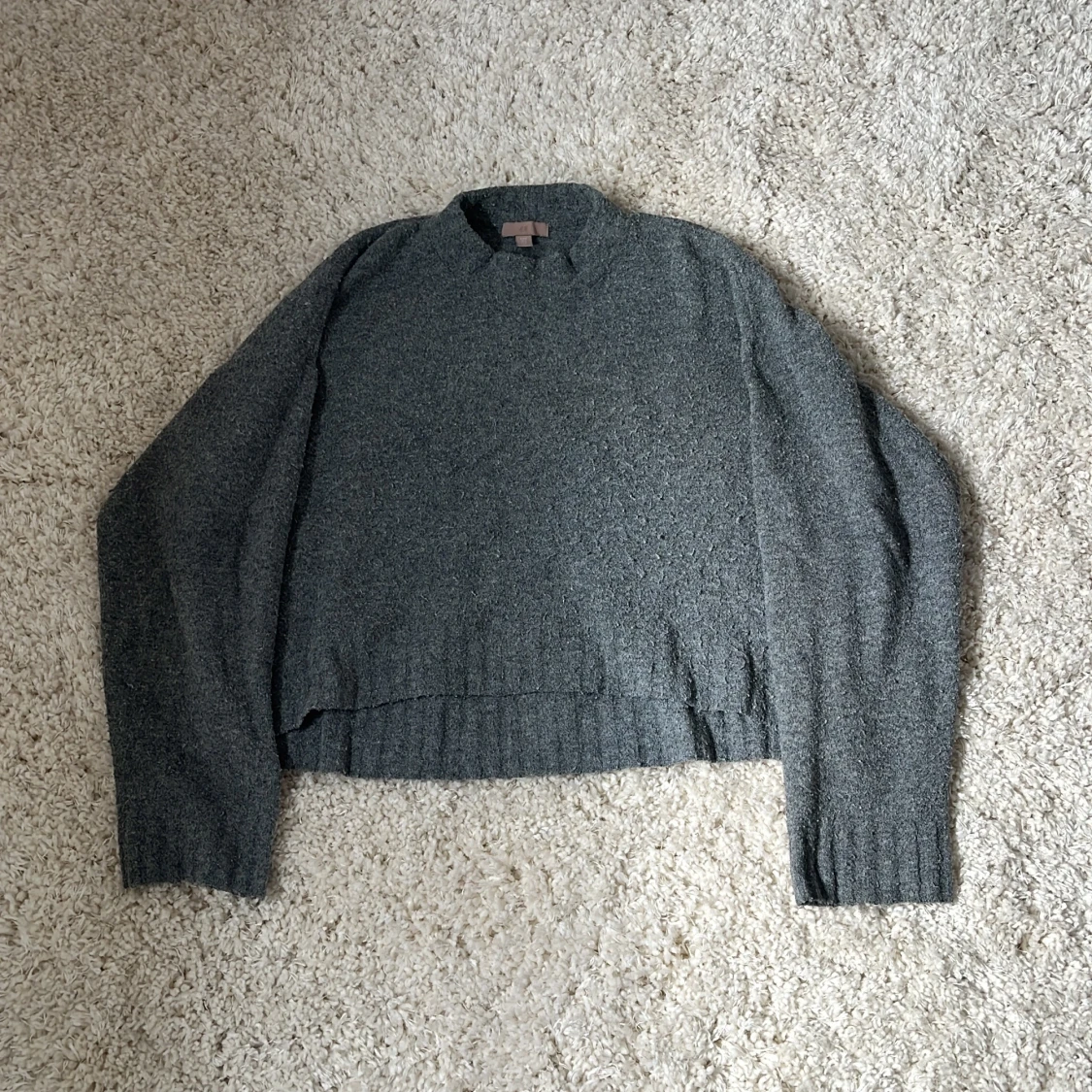 Grå stickad tröja från H&M