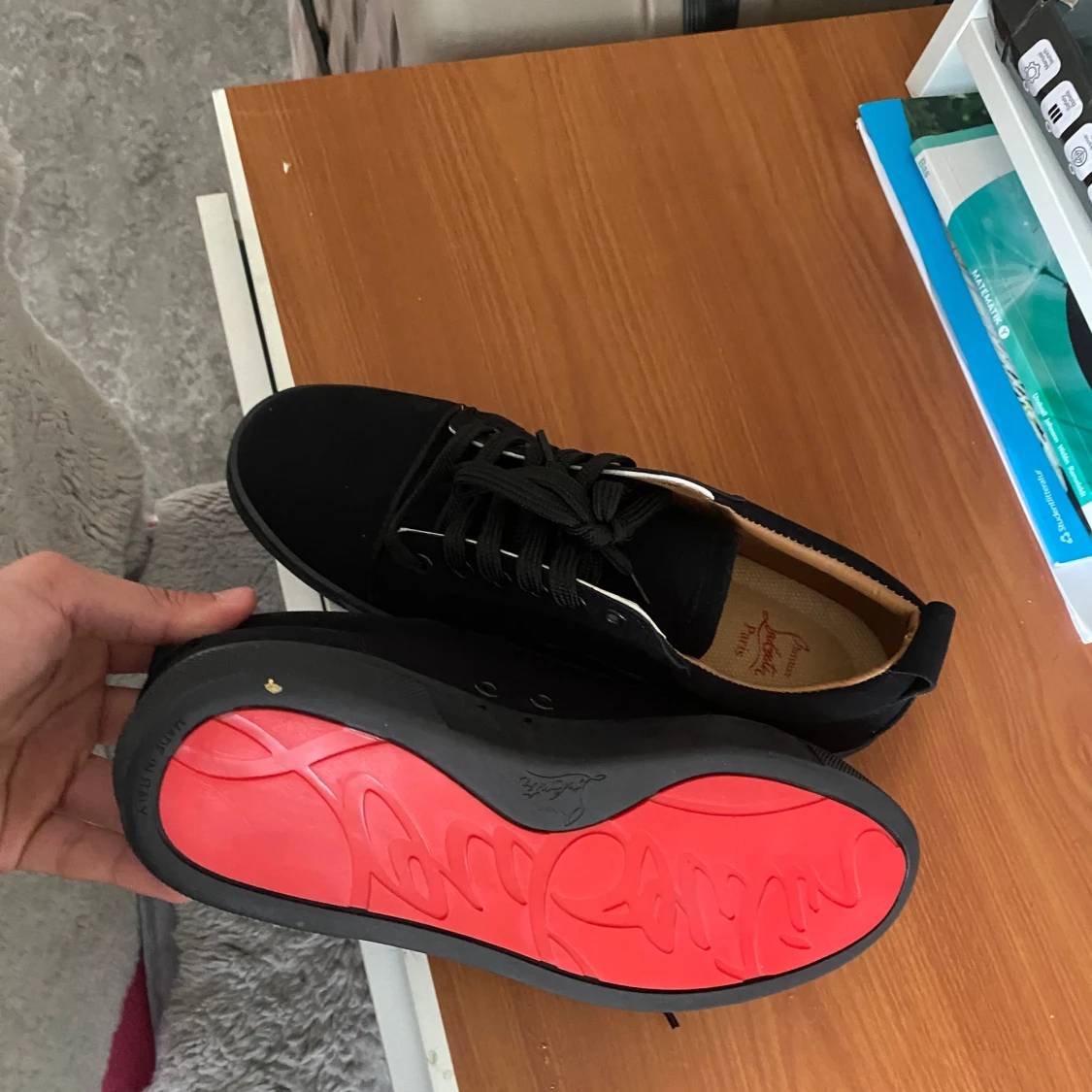 Svarta sneakers från Christian Louboutin - 3