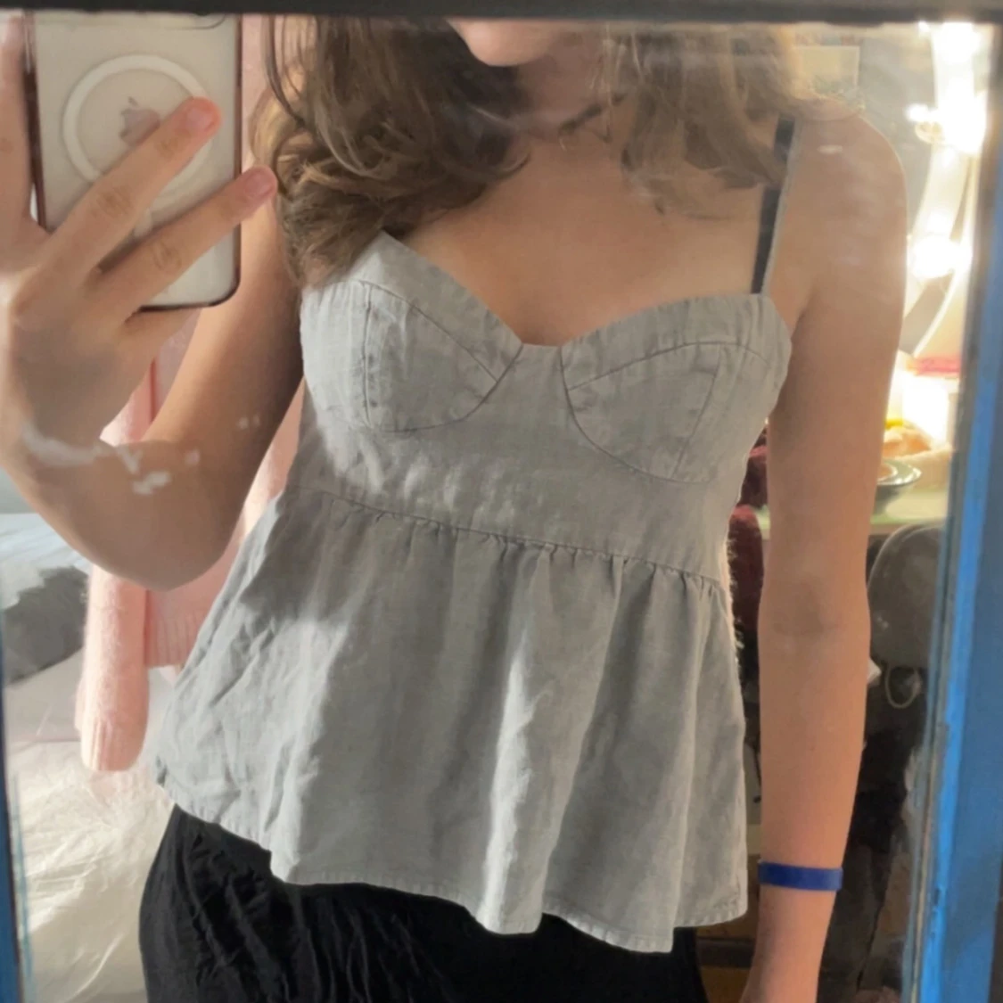 Ljusgrå fintopp i linne