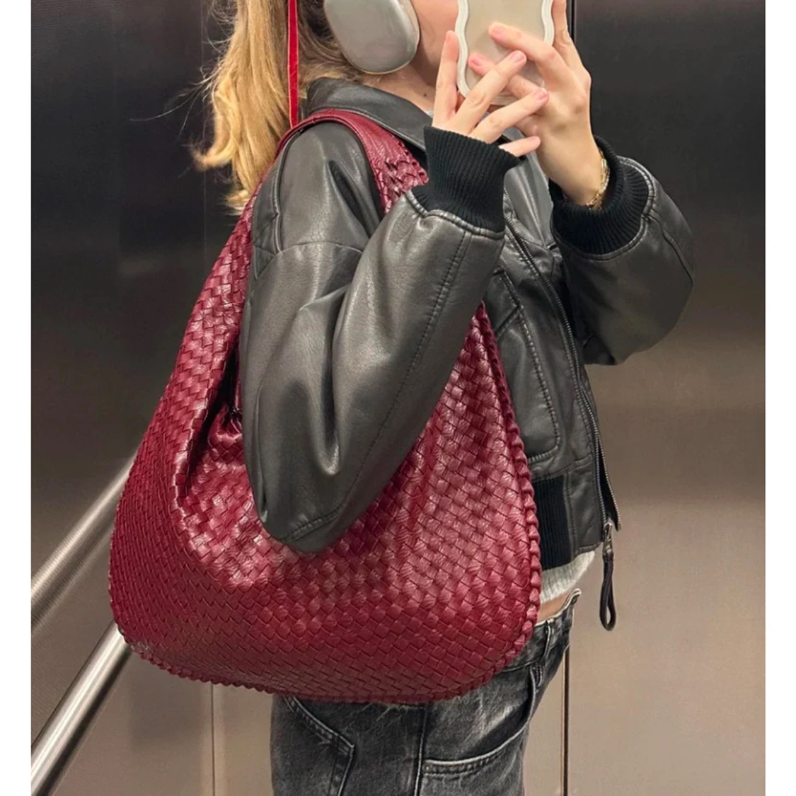 Vinröd väska Designbysi must have bag  - 1