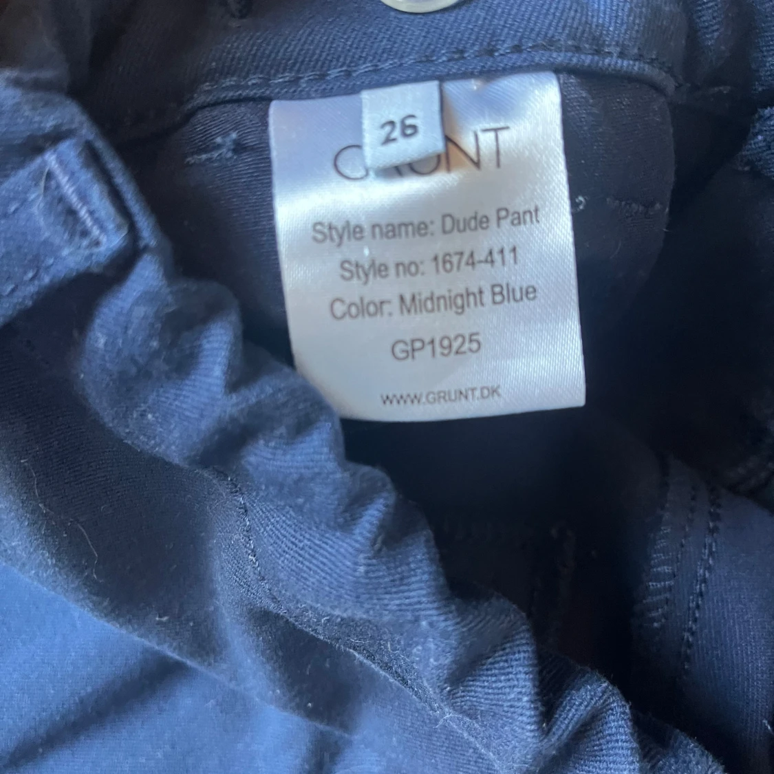 Midnattsblå kostymbyxor från Grunt - 3