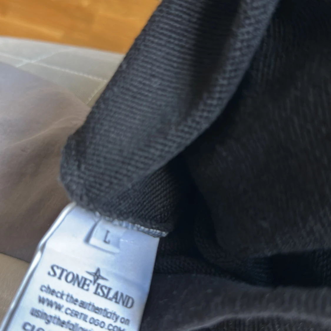 Svart sweatshirt från Stone Island - 4