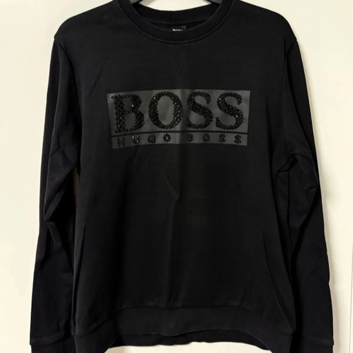 Svart sweatshirt från Hugo Boss