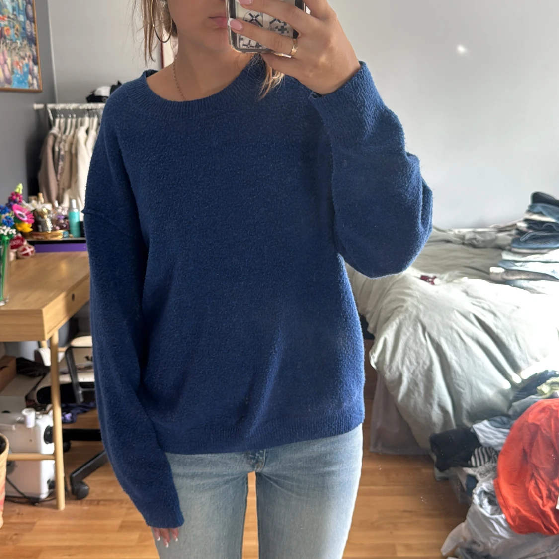 Blå stickad tröja från Weekday