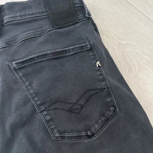 Oscar jacobsson, replay, cardigan - Säljes