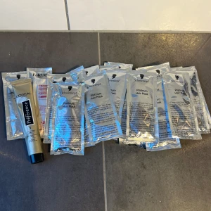 Hårmasker - Flera förpackningar av Schwarzkopf Platinum Hair Mask + några extra. Aldrig använt efter färgningar så säljer dom istället. 100 kr för allt.