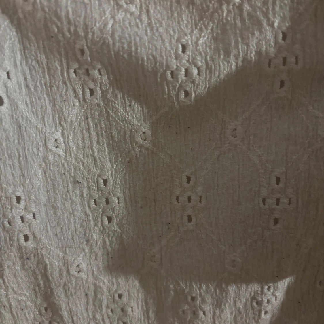 Vit blus med broderade detaljer Kappahl - 1