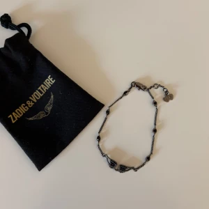 Zadig armband - Så fint Zadig & Voltaire armband🤩Aldrig använt då jag bär guld! Nypris runt 1500kr. Skriv vid intresse eller frågor!🩷