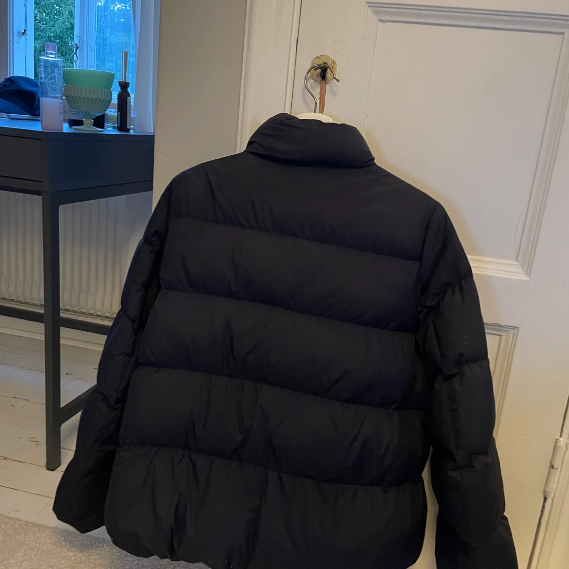 Svart pufferjacka från Uniqlo - 1