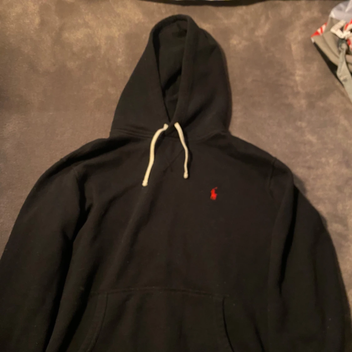 Svart hoodie från Polo Ralph Lauren