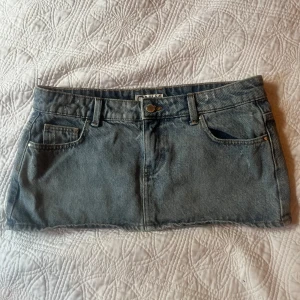 Jeanskjol  - mini jeans kjol från only, använd ett fåtal gånger