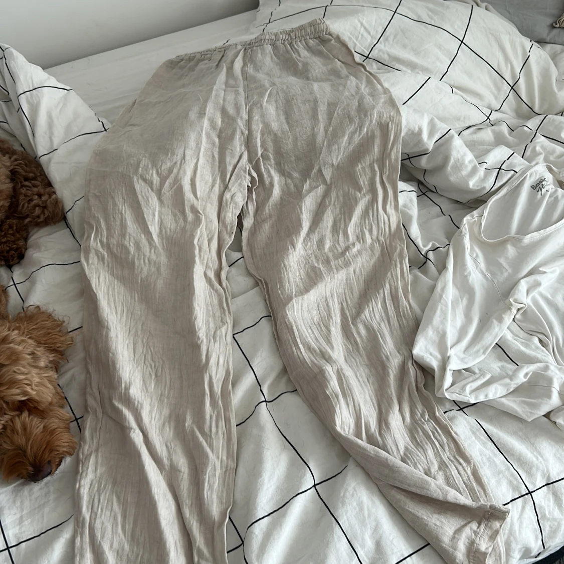 Beige linnebyxor från Chelsea Girls - 1