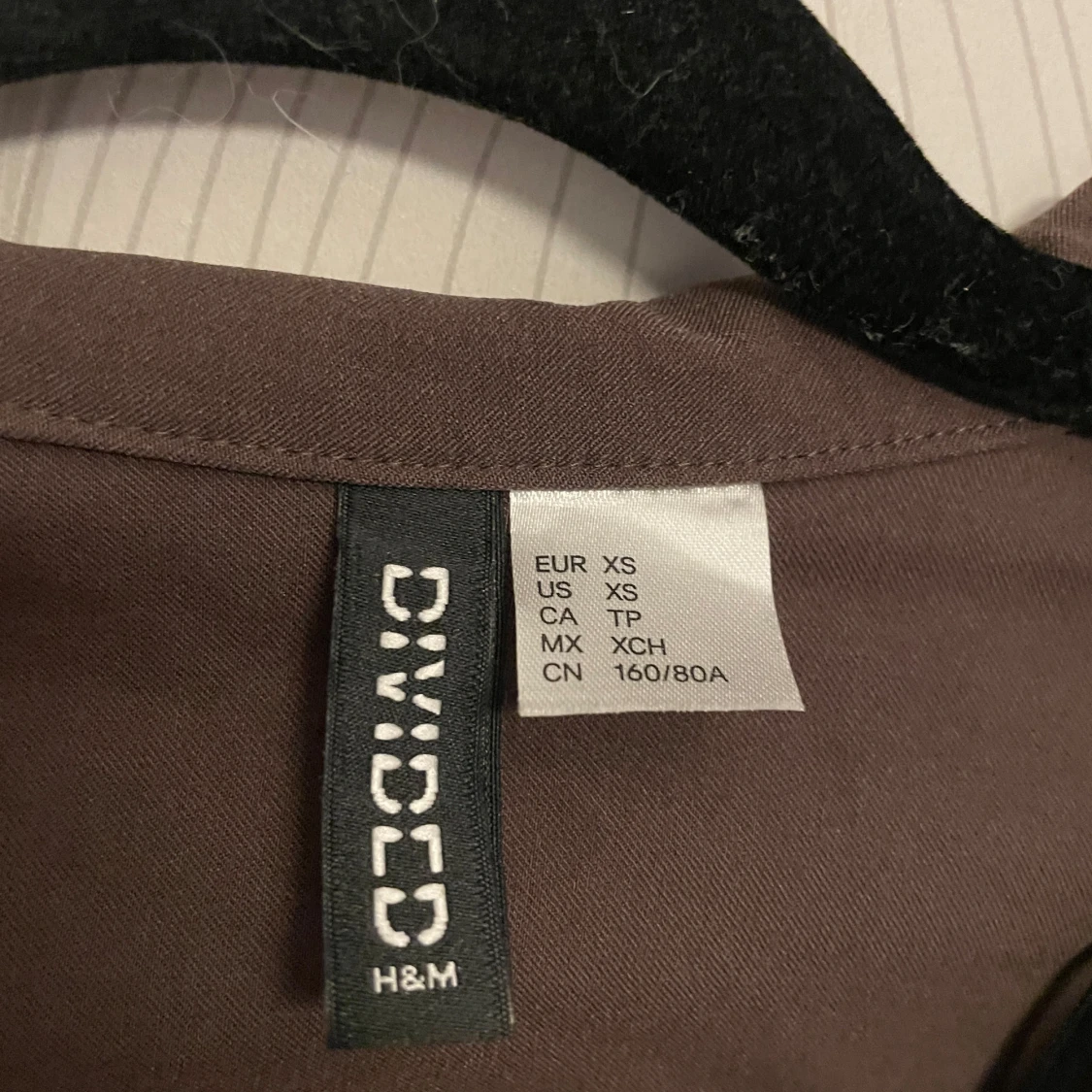 Brun croppad långärmad topp från H&M Divided - 1
