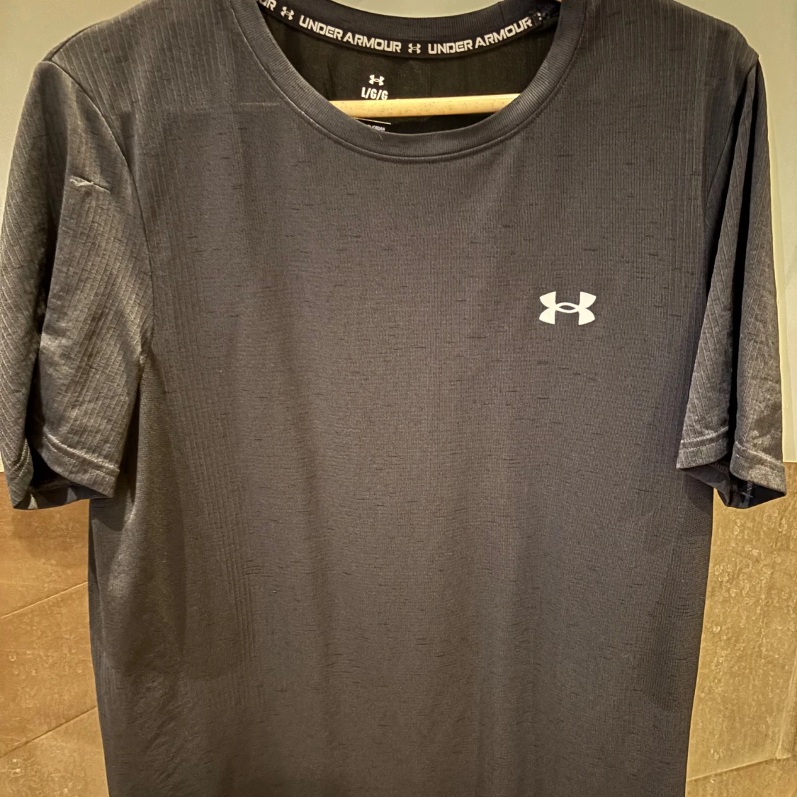 Svart t-shirt från Under Armour