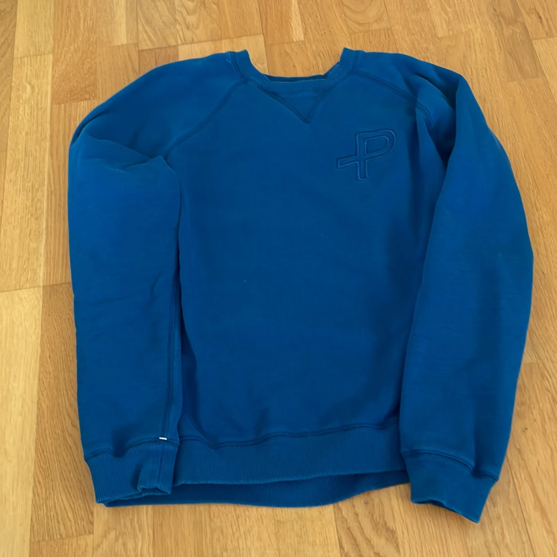Blå sweatshirt från Pelle P, Stl S