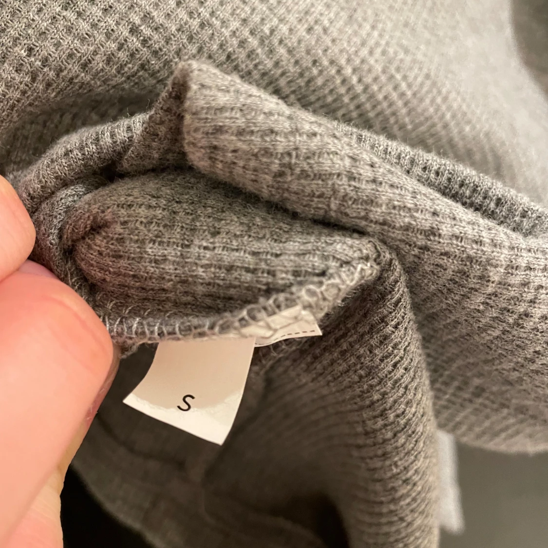 Grå croppad tröja från Zign - 3