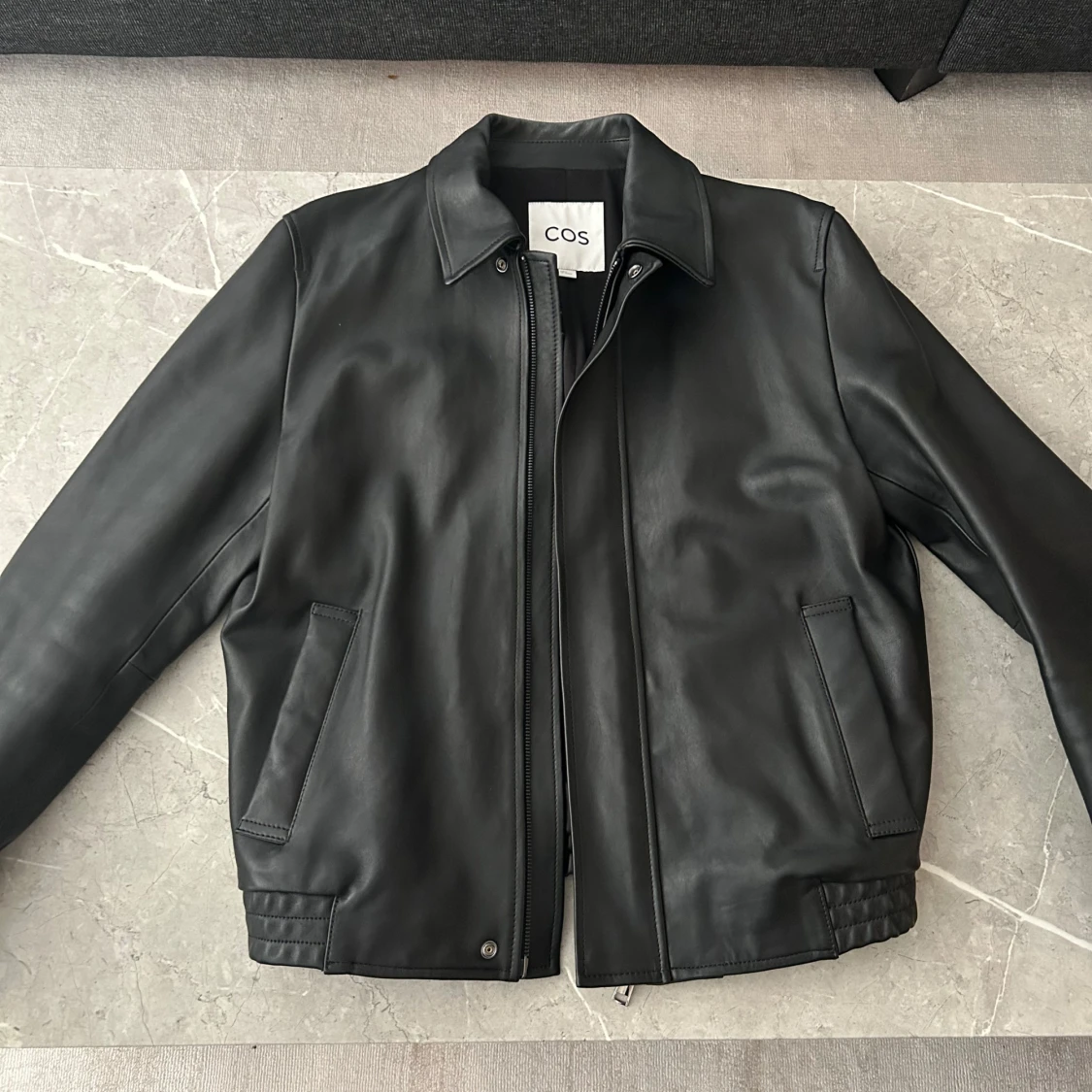 Cos Skinnjacka (äkta läder)