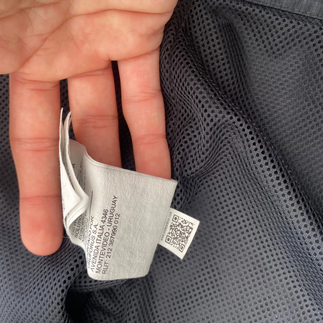 Grå vindjacka från Under Armour - 3