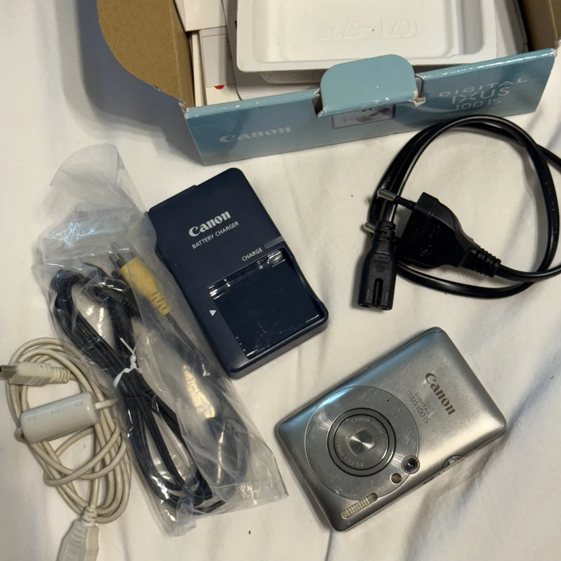 Canon Digital IXUS 100 IS