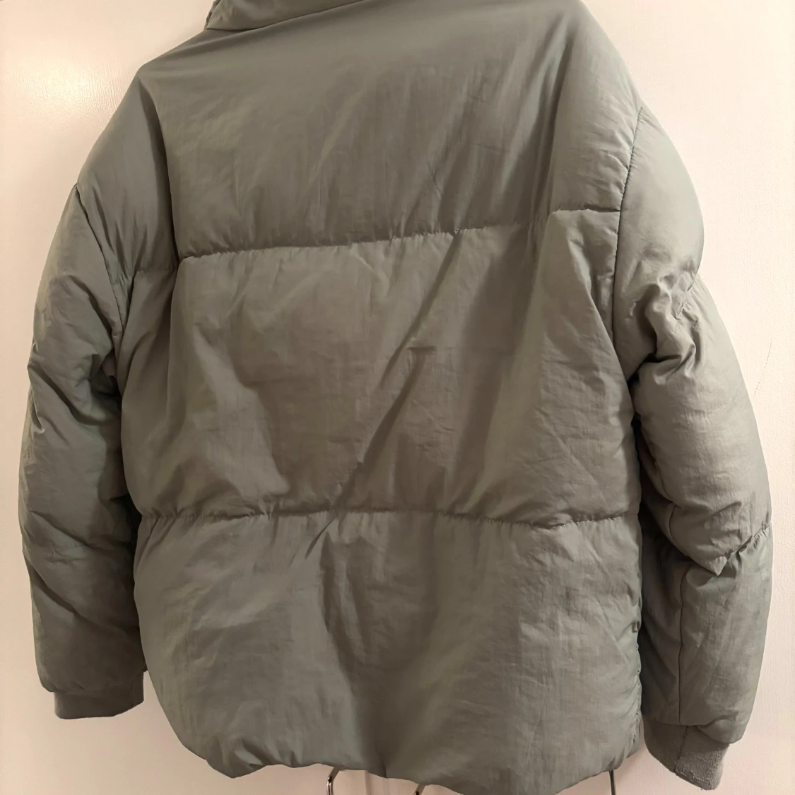Grå pufferjacka från FSBN  - 2