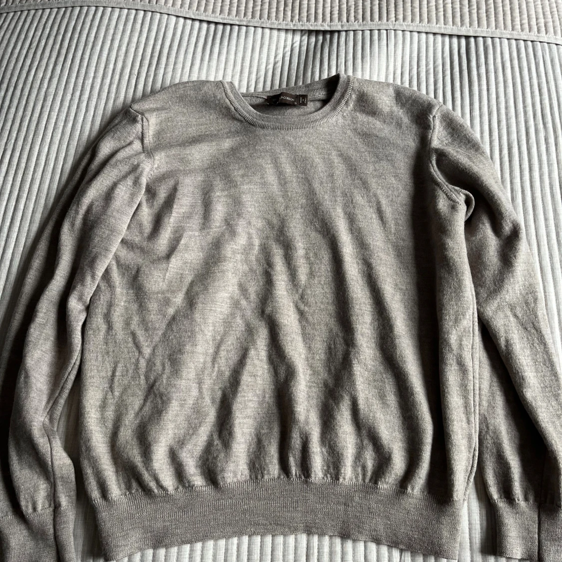 Beige stickad tröja från Oscar Jacobson Small - 3