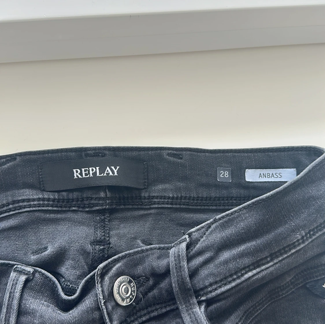 Replay Anbass 28/32 - 2