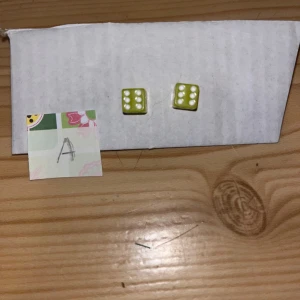 Korvakorut - Keltaiset noppa korvakorut. Desinfioitu ja puhdistettu käytön jälkeen. Eläintalous MMM, lisätietoja saa kysymällä Katso myös muut ilmoitukseni Tarjoa 