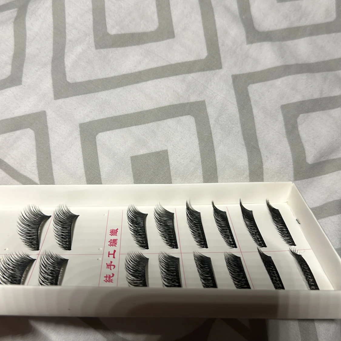 Svarta lösögonfransar i set - 1