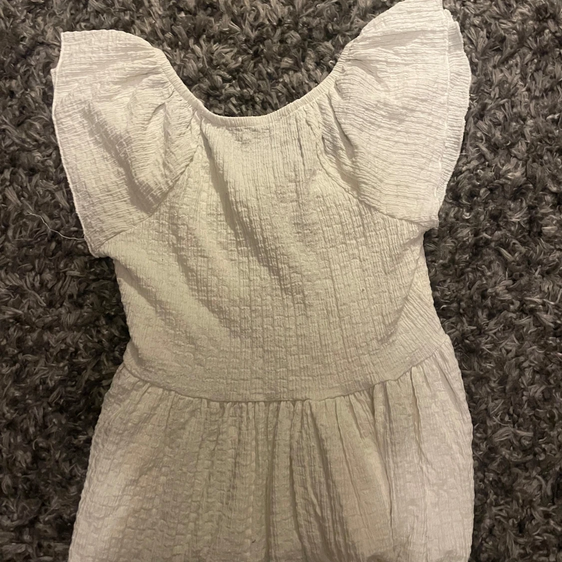 Vit volangblus med knyt från 157 - 1