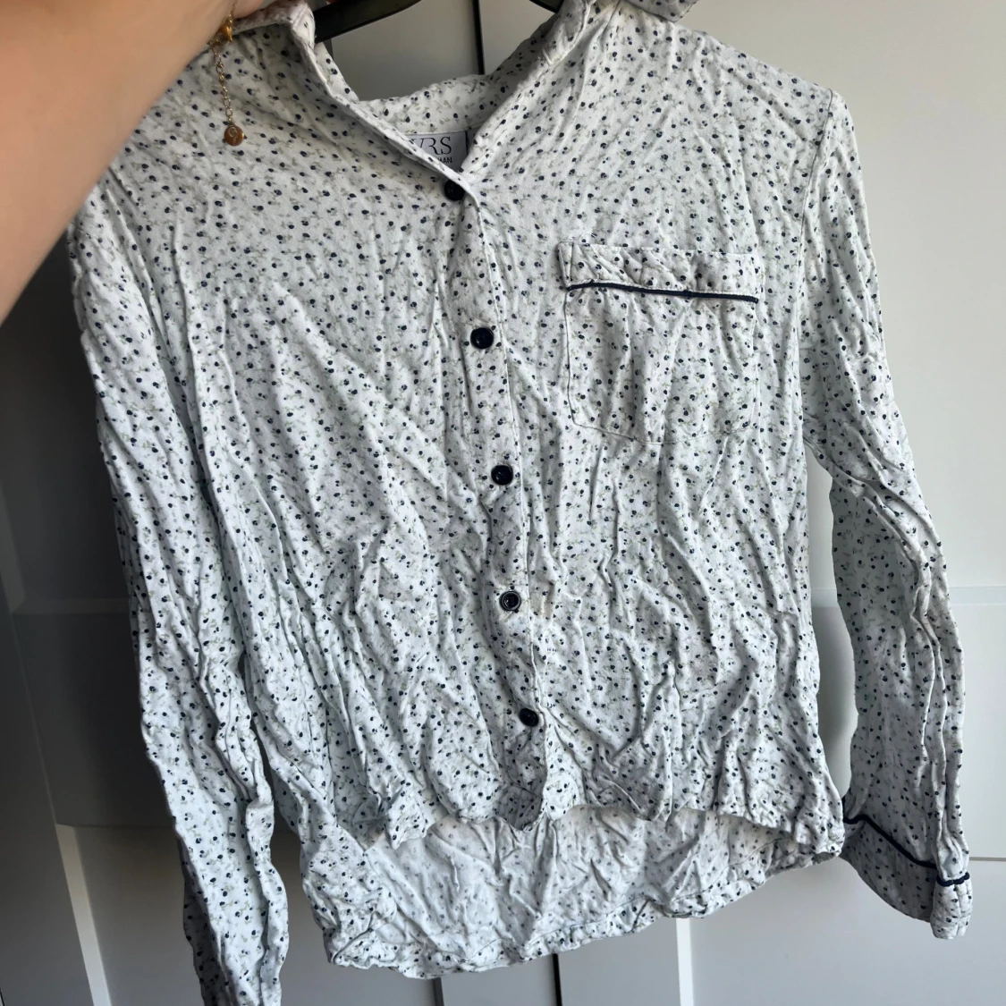 Vit blommig pyjamas skjorta från VRS Woman - 1